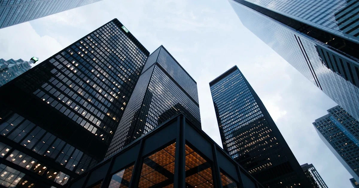 Business Chauffeur Paris: The Executive Guide